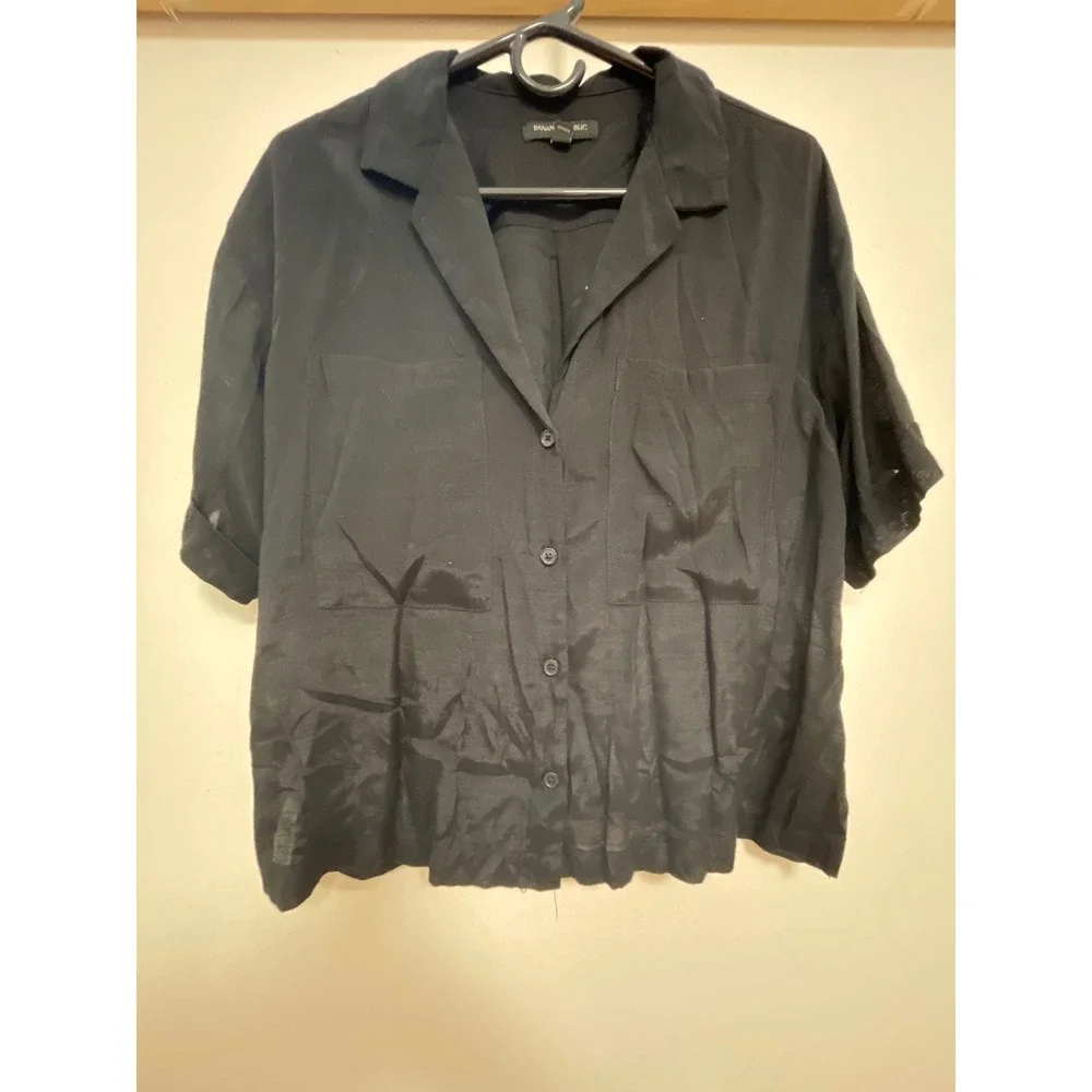 Banana Republic Mens Medium Black Jacquard Leopard Short Sleeve Button Up Shirt